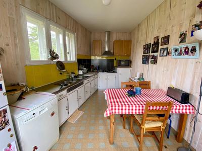 Maison - 170 m² - 7 pièces