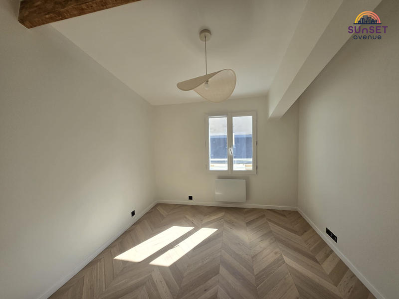 Maison - 138 m² - 6 pièces