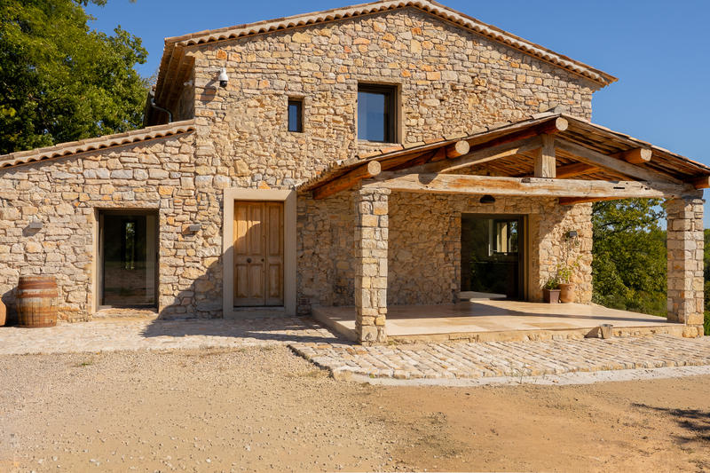 Bastide - 324 m² - 9 pièces