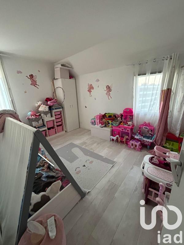 Appartement - 80 m² - 4 pièces