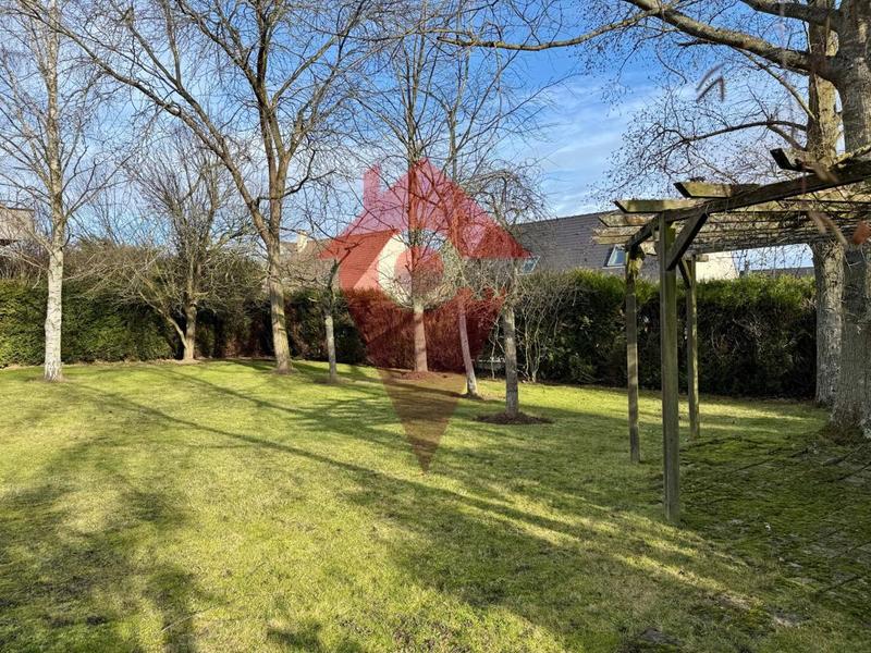 Maison d'architecte - 204 m² - 9 pièces