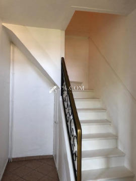 Maison - 84 m² - 5 pièces