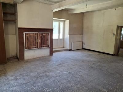 Maison traditionnelle - 110 m² - 4 pièces