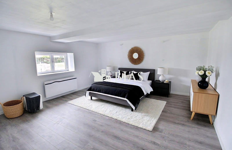 Maison - 140 m² - 6 pièces