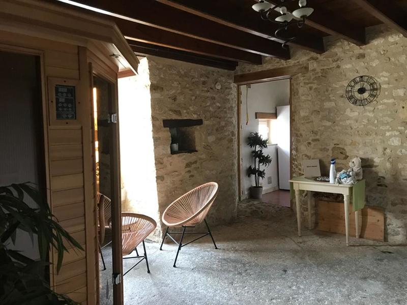 Maison - 296 m² - 11 pièces