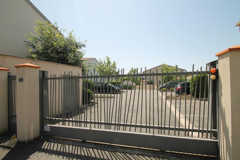 Appartement - 104 m² - 5 pièces