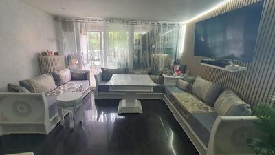 Appartement - 79 m² - 4 pièces