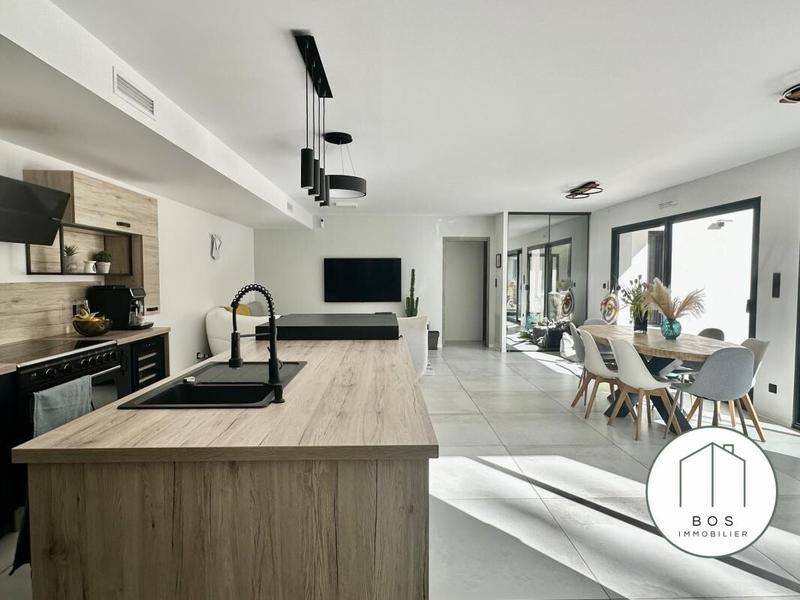 Villa - 141 m² - 6 pièces