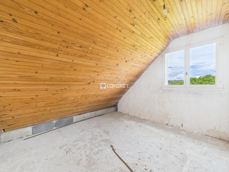 Maison - 127 m² - 7 pièces