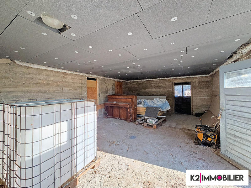 Appartement - 100 m² - 4 pièces