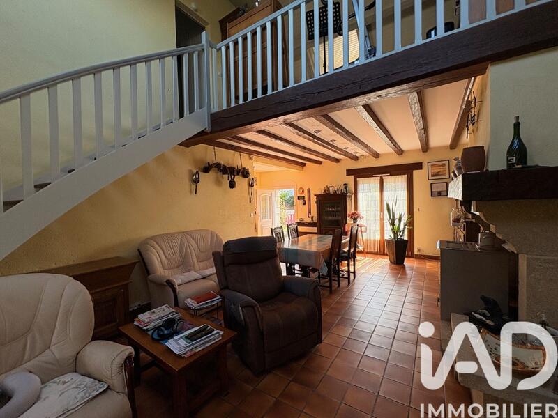 Maison - 130 m² - 6 pièces