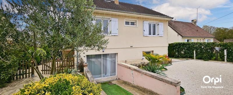 Maison - 126 m² - 6 pièces