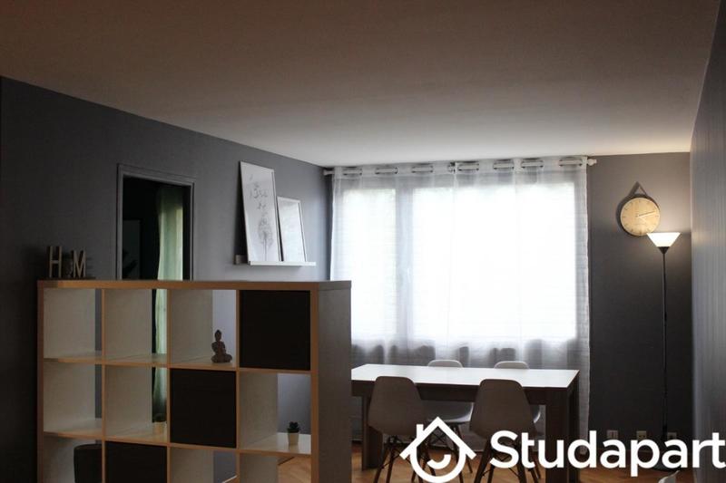 Chambre - 13 m² - 1 pièce