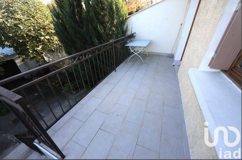 Maison - 177 m² - 7 pièces