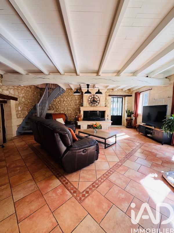 Maison - 211 m² - 7 pièces