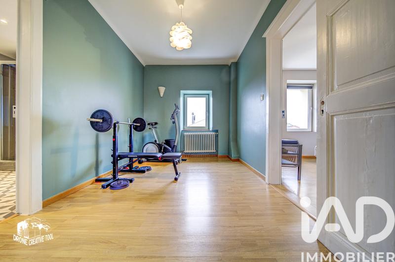 Maison - 262 m² - 7 pièces