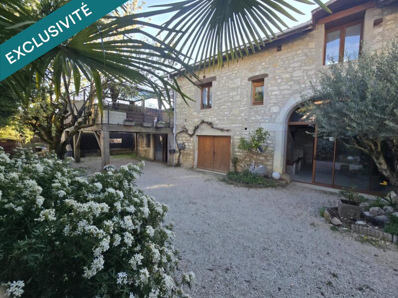 Maison - 160 m² - 5 pièces