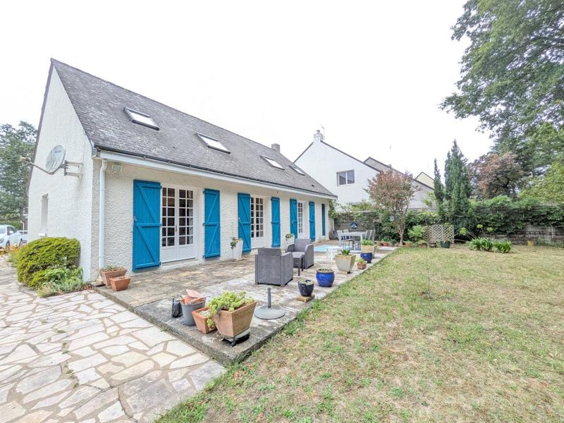 Maison - 143 m² - 6 pièces