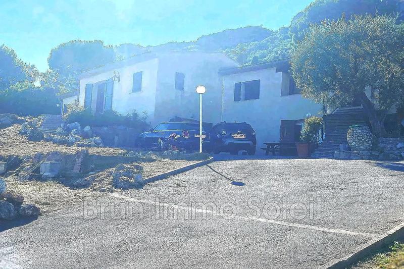 Maison - 193 m² - 7 pièces