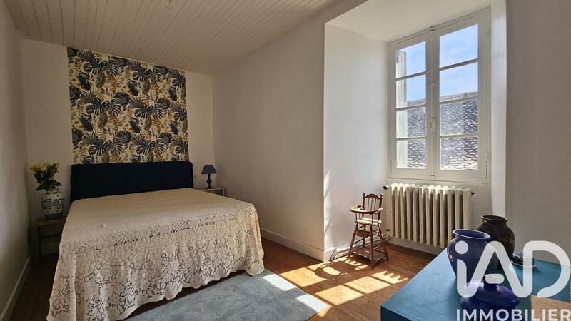 Maison de village - 220 m² - 12 pièces