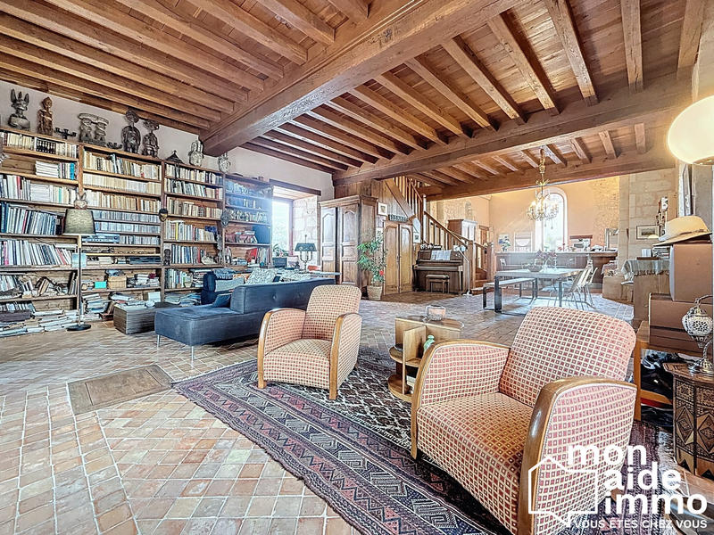 Maison - 180 m² - 4 pièces