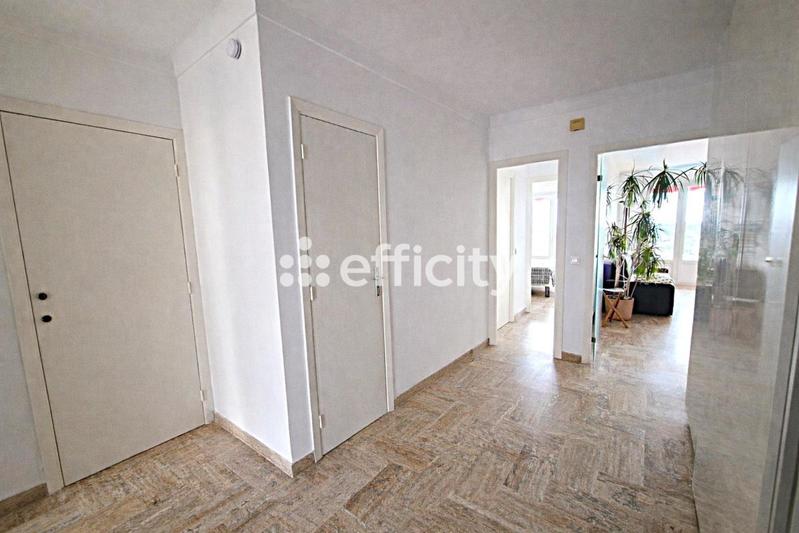 Appartement - 72 m² - 3 pièces
