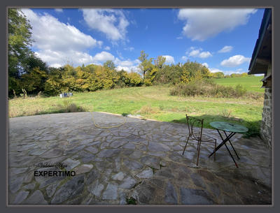 Maison - 318 m² - 8 pièces