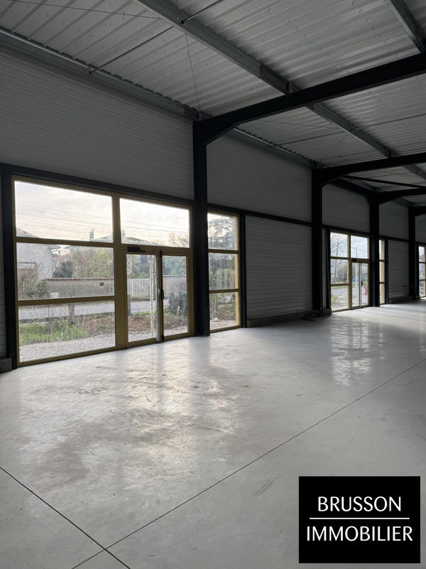 Local commercial - 480 m²