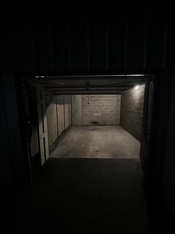 Parking / Garage - 12 m²