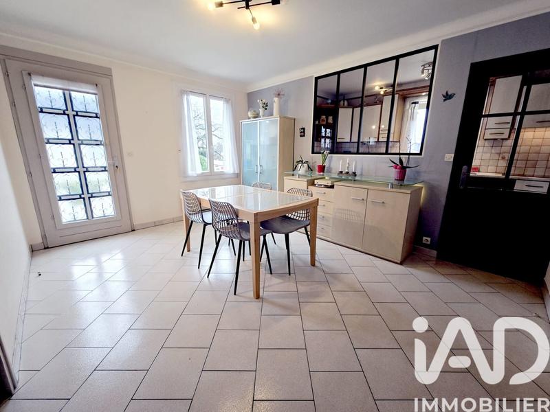 Maison - 115 m² - 6 pièces