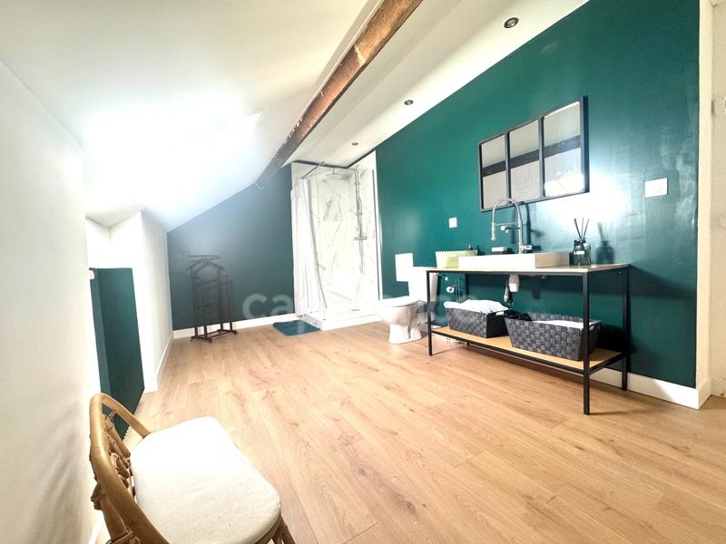 Maison - 191 m² - 8 pièces