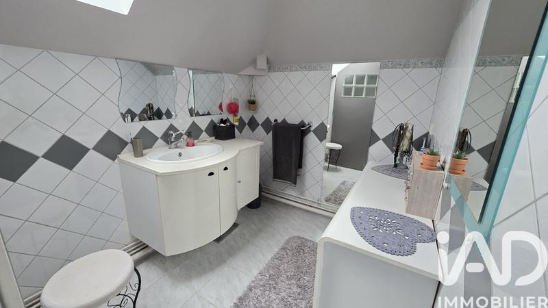 Maison de village - 180 m² - 6 pièces