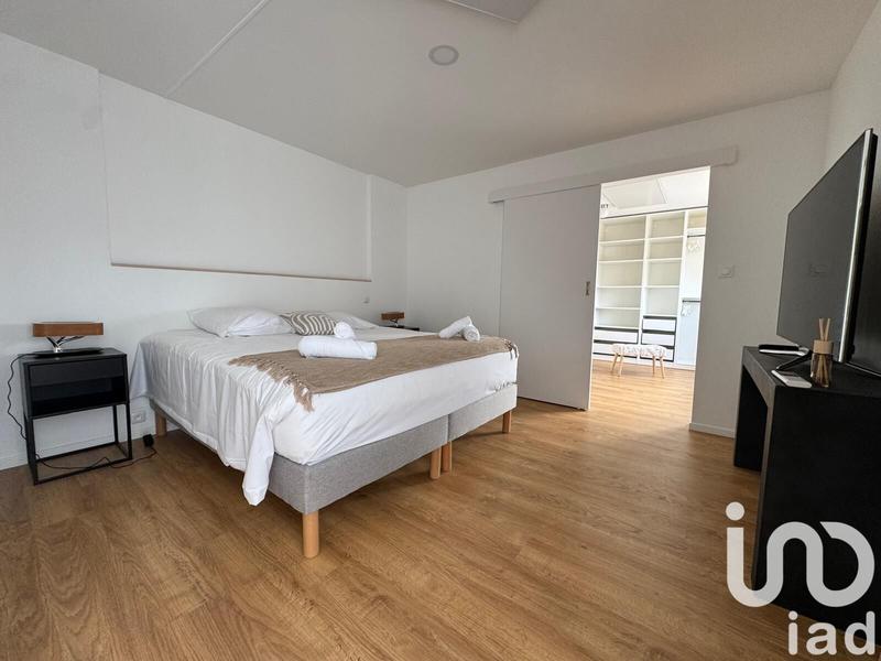 Maison - 208 m² - 5 pièces