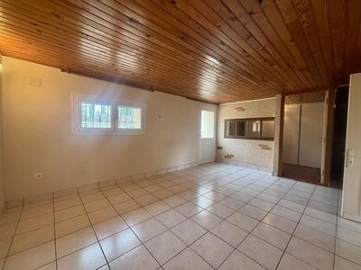 Maison traditionnelle - 124 m² - 6 pièces