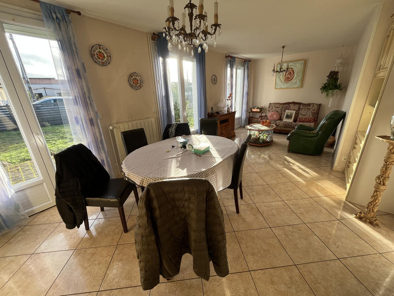 Maison - 92 m² - 4 pièces