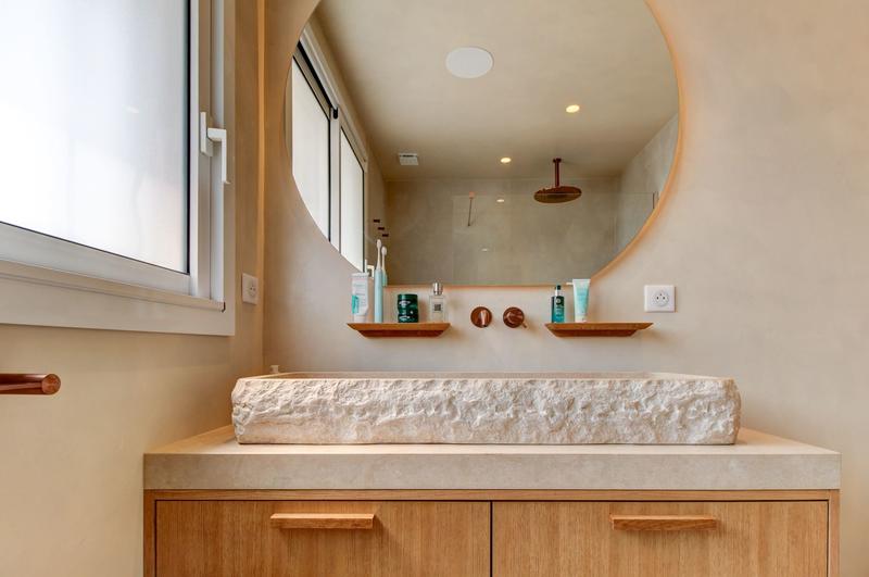 Appartement - 60 m² - 2 pièces