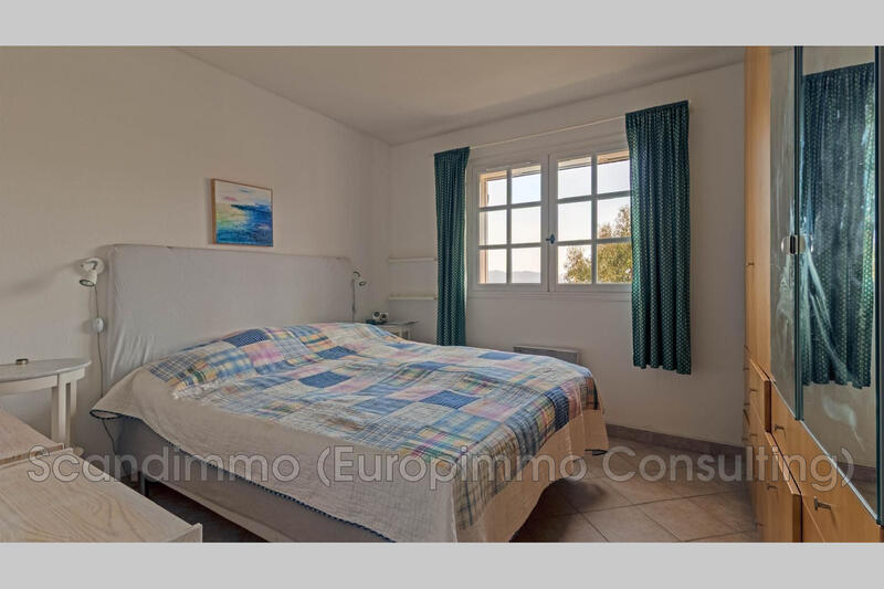 Maison - 95 m² - 6 pièces