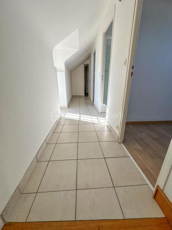 Maison en pierre - 71 m² - 4 pièces