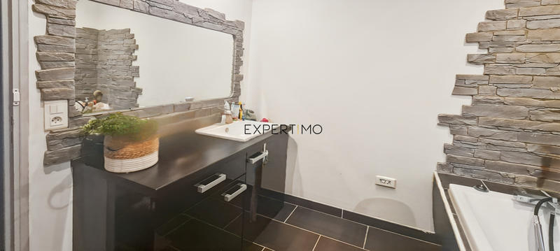 Villa - 100 m² - 4 pièces