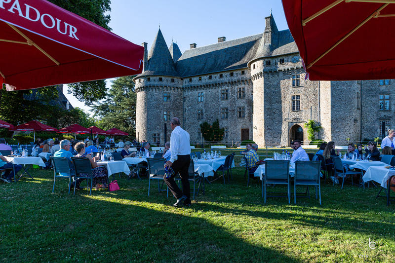Cabaret équestre au château