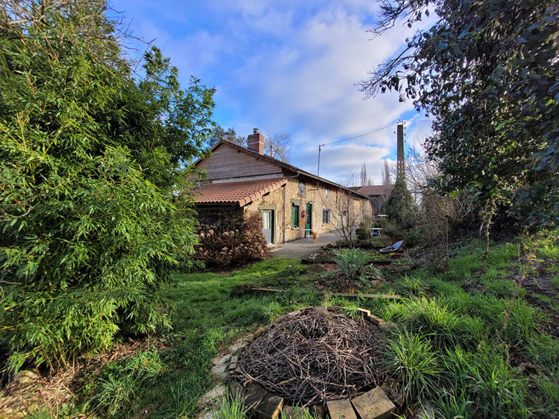 Maison - 150 m² - 5 pièces