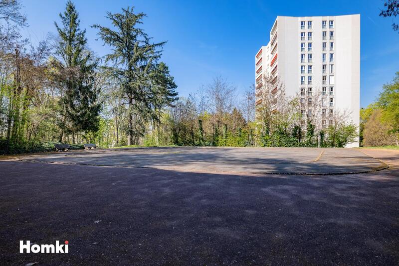 Appartement - 105 m² - 5 pièces