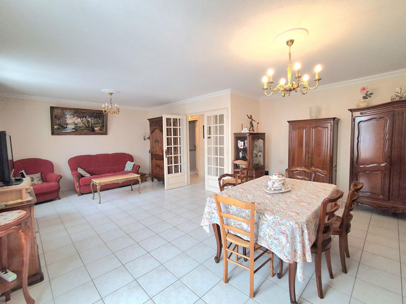 Maison - 90 m² - 3 pièces