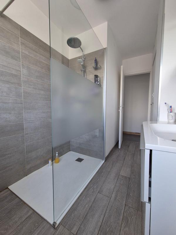 Maison - 206 m² - 9 pièces