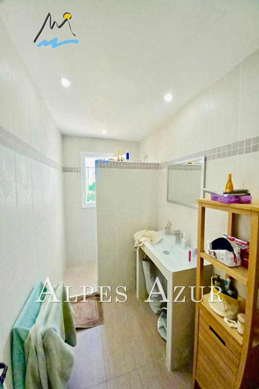 Villa - 150 m² - 6 pièces