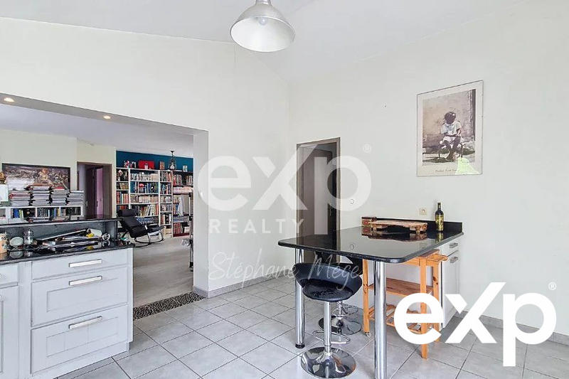 Maison - 97 m² - 5 pièces