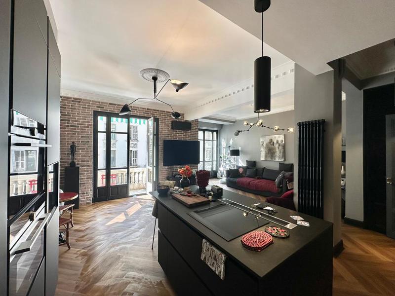 Appartement - 98 m² - 3 pièces