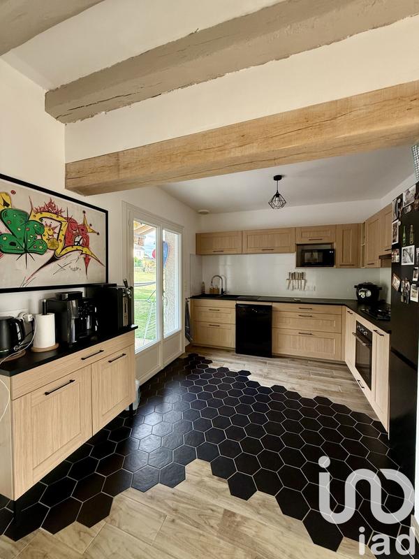 Maison - 141 m² - 6 pièces