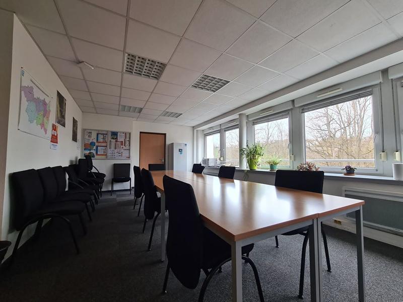 Local commercial - 419 m² - 21 pièces