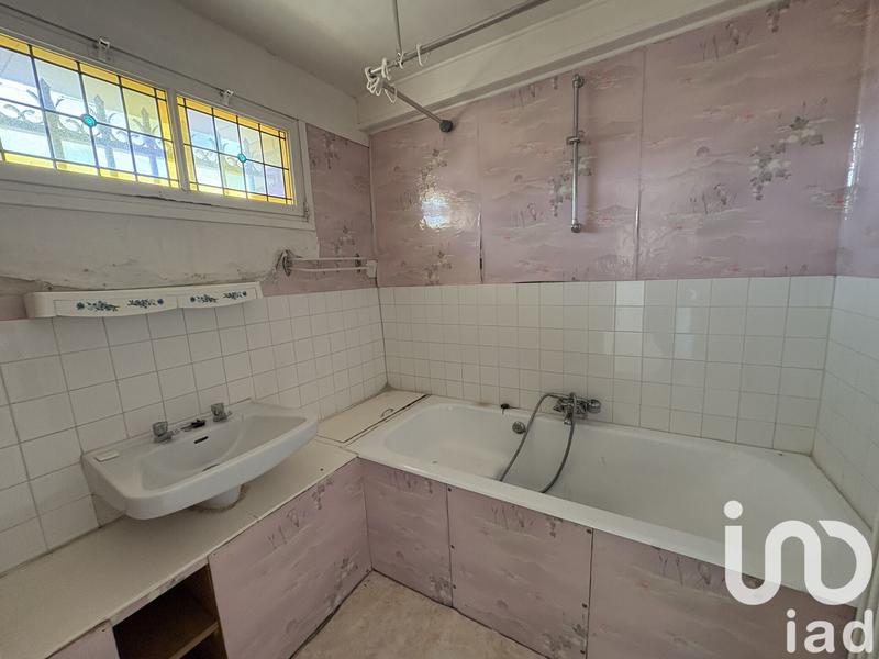 Maison - 268 m² - 14 pièces